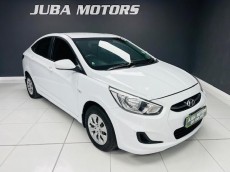 2017 HYUNDAI ACCENT 1.6 GL/MOTION Well looked after 6-speed sedan.