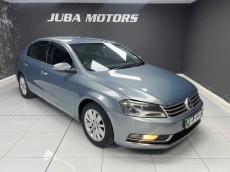 2013 VOLKSWAGEN PASSAT 1.8 TSI C/LNE DSG (118 KW) Big and spacious automatic sedan.
